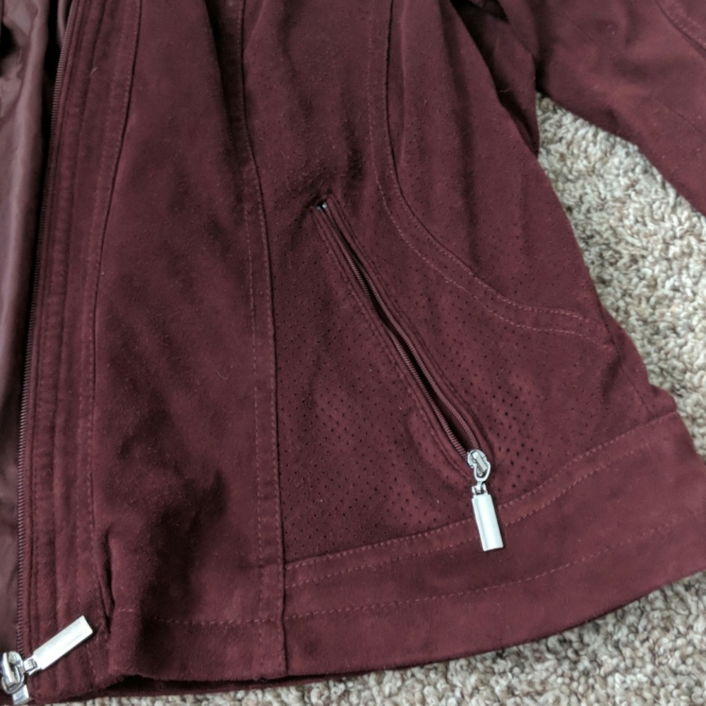 Jacket - Picture 3 of 5
